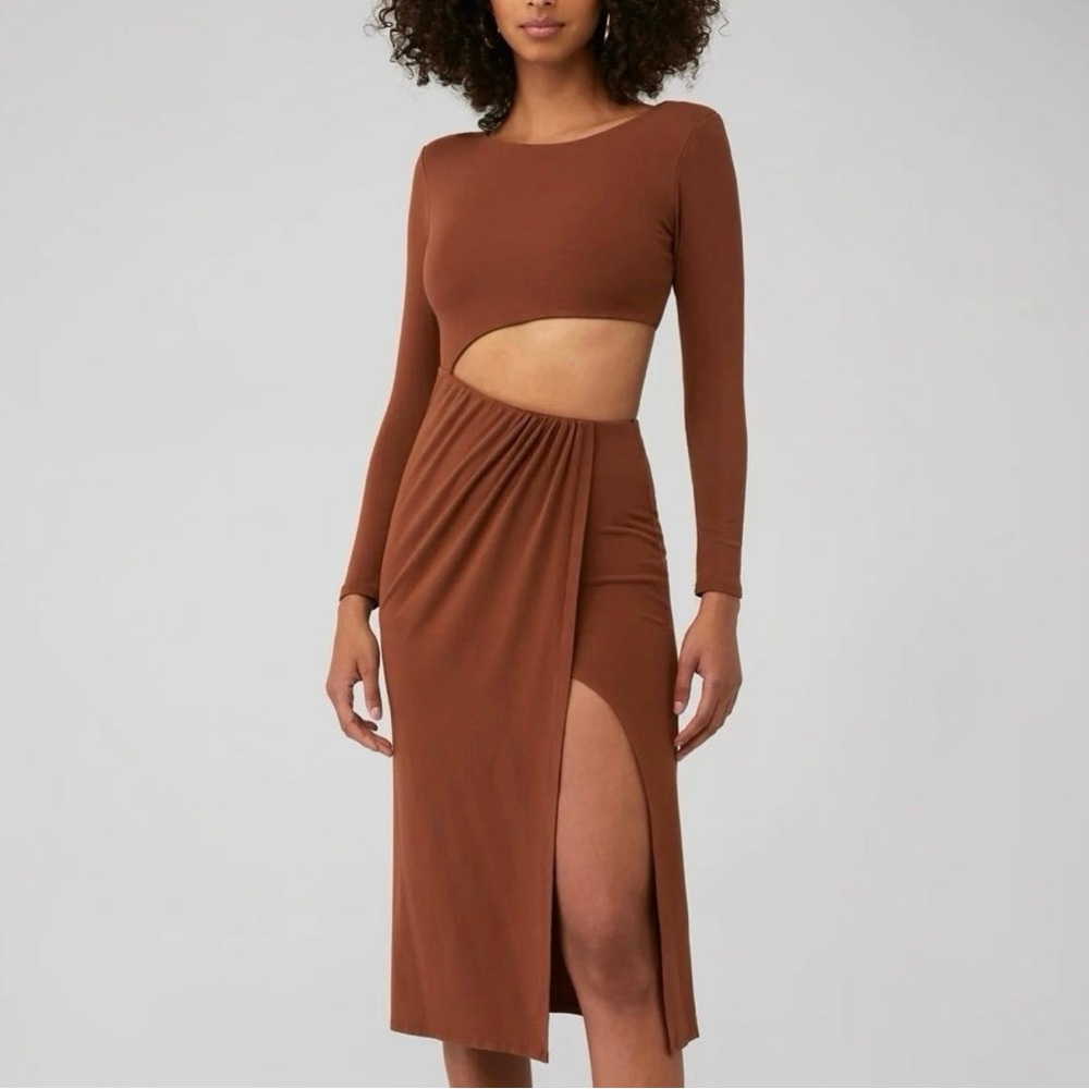 Astr the Label brown long sleeve midi dress with cut outs size small